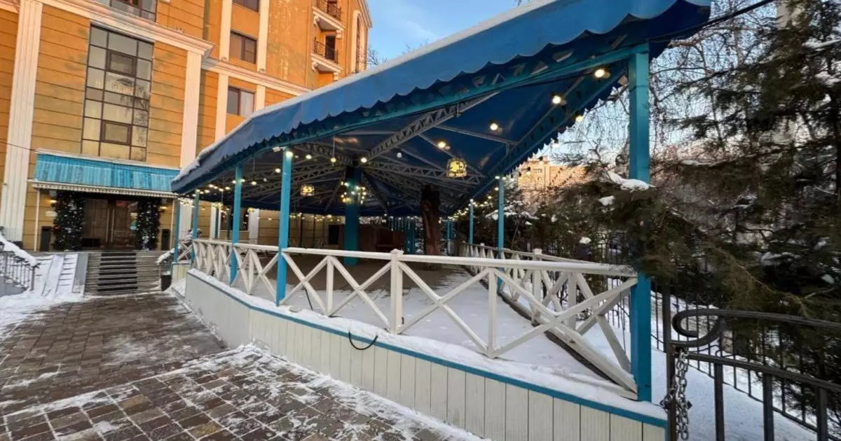  Алматы орталығындағы мейрамхананың жазғы террасасы сот шешімімен бұзылды 