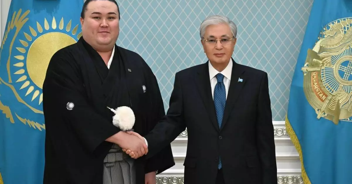  «Сізді Императордың өзі таниды»: Тоқаев Ерсін Балтағұлға ризашылығын білдірді 