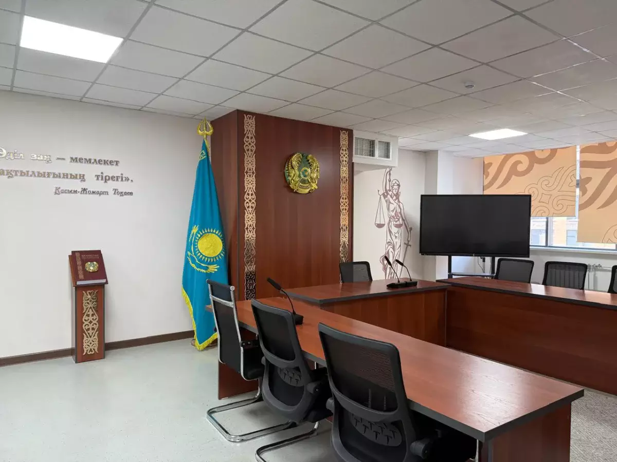 Школьный трибунал: в Астане десятиклассники оштрафовали хулигана за травлю новенького