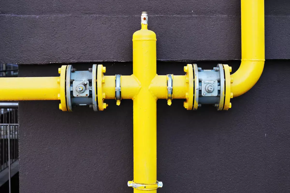 В Алматы в 2025 году к газу подключены 49 домов социально уязвимых жителей