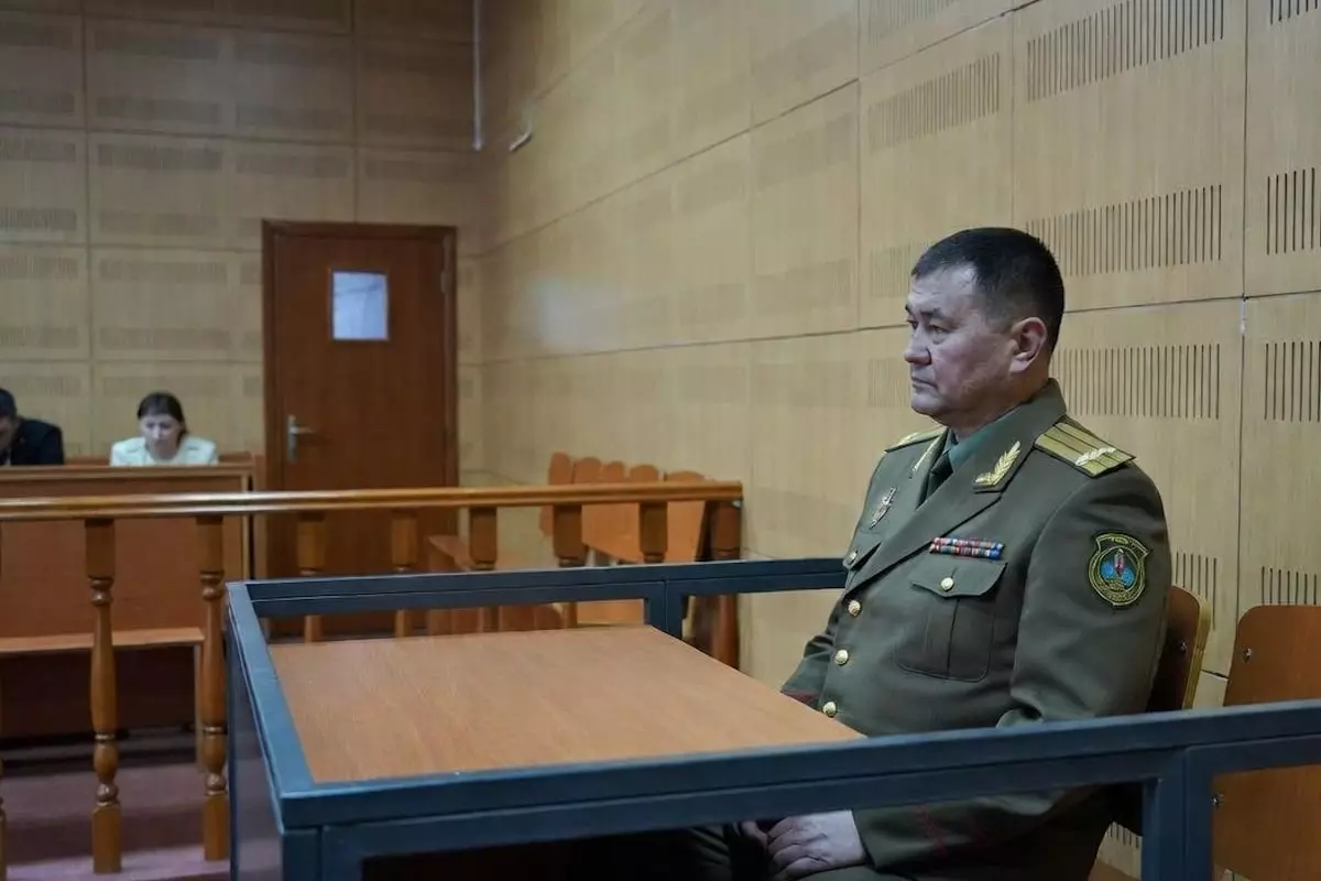 «Отмазал от армии за 3,6 млн тенге»: в Павлодаре осужден офицер военкомата