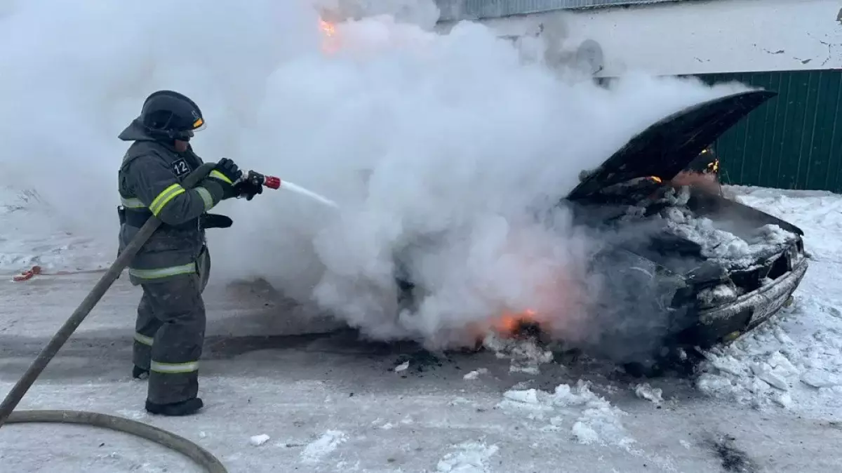 Когда прогрев превращается в пожар: как избежать возгорания авто зимой