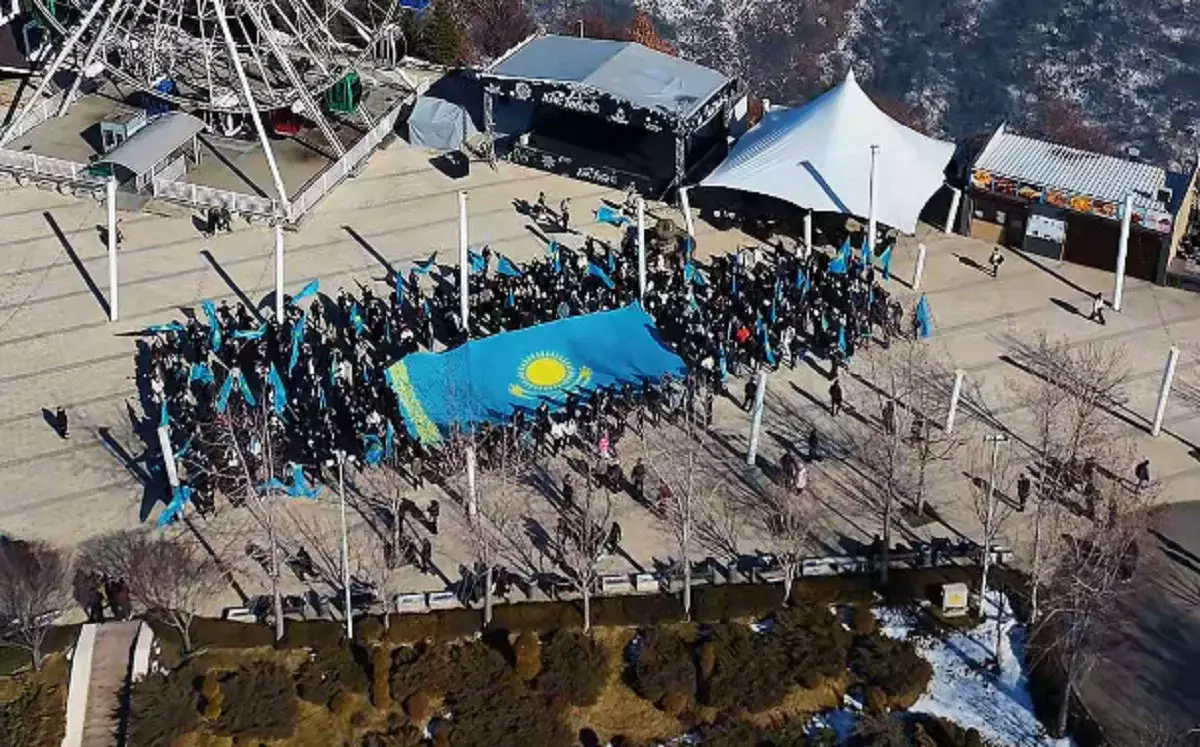 Алматыда ауқымды патриоттық флешмоб өтті