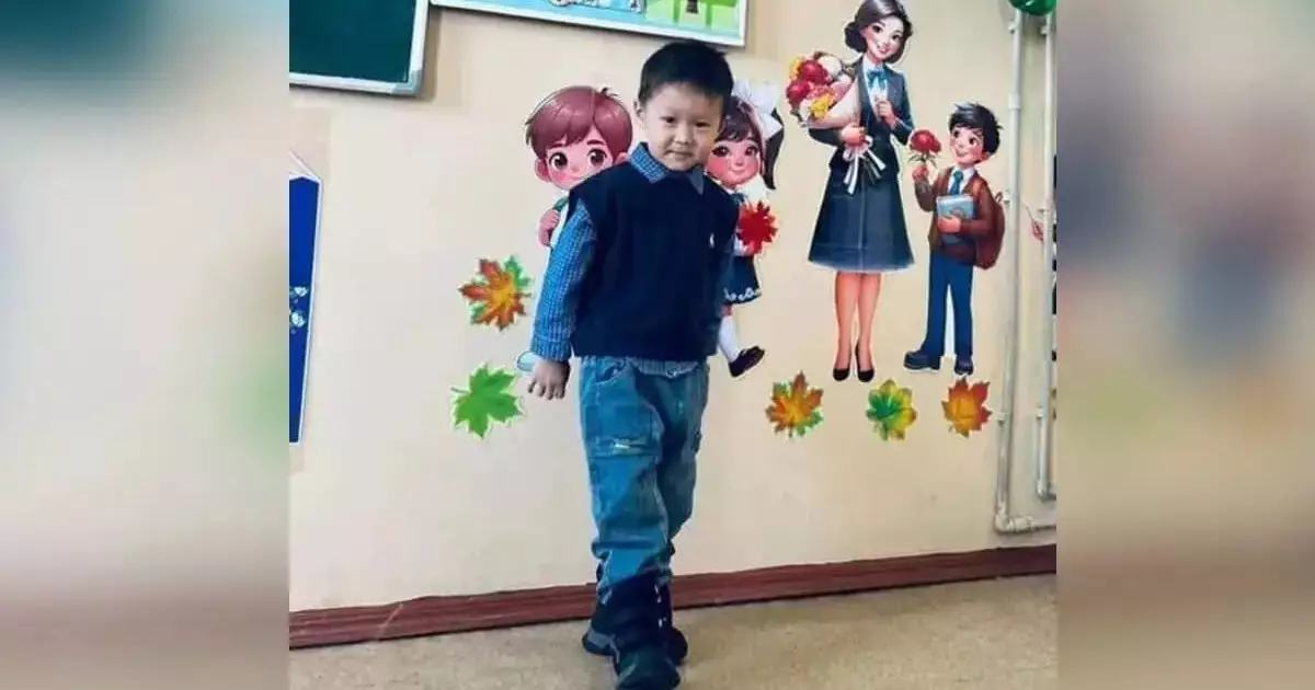  Түркістандық 4 жасар бала 5-6 сынып оқушылары шеше алмайтын күрделі есепті жылдам шығарады 