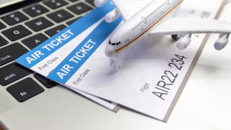 Штрафы за опечатки в билетах отменяют: авиакомпанию заставили смягчить правила