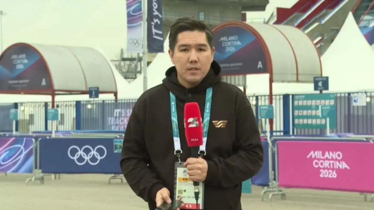 Казахстанские шорт-трекисты продолжают борьбу за медали ОИ