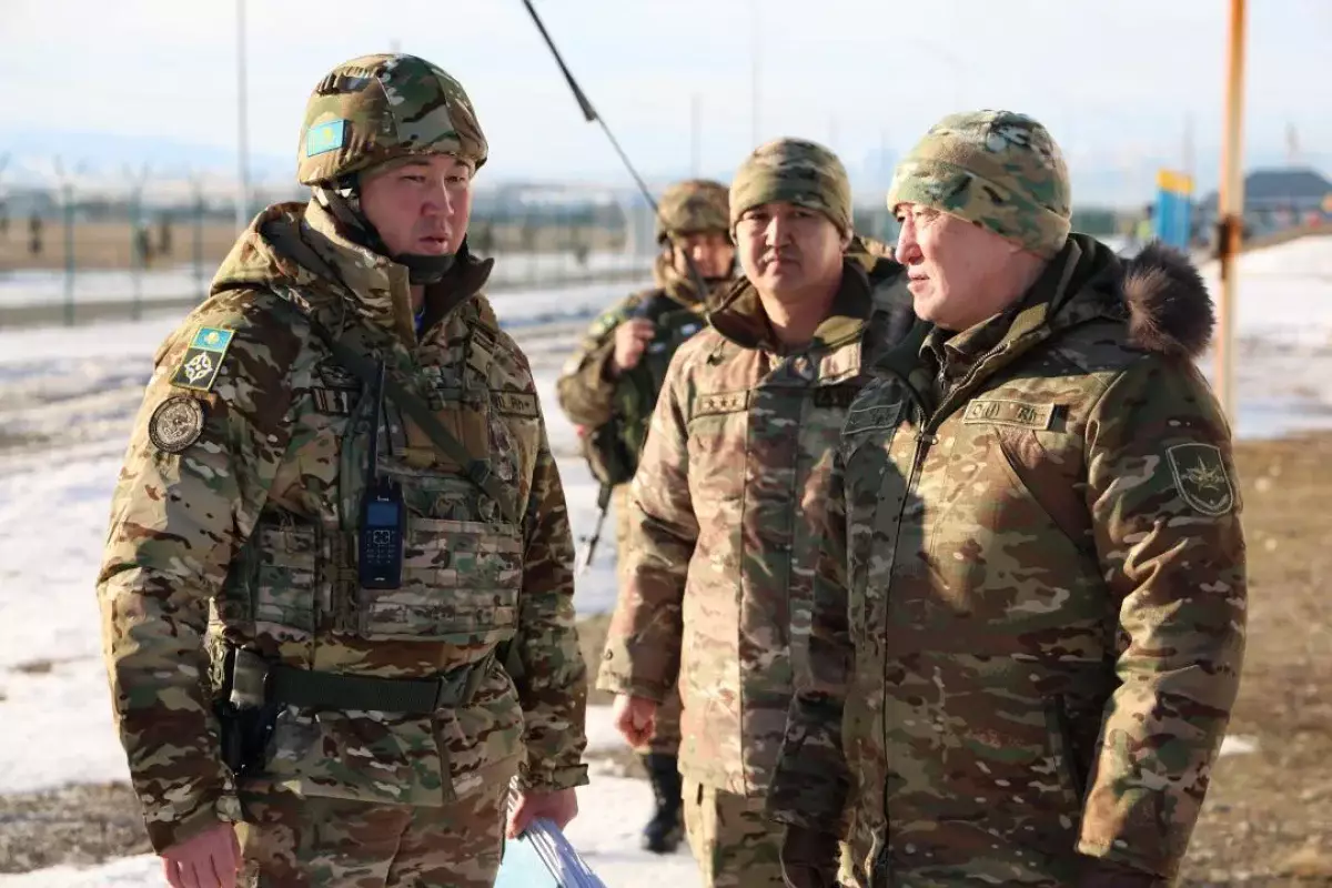 Внезапная тревога: Десантно-штурмовые войска приведены в высшую степень боевой готовности