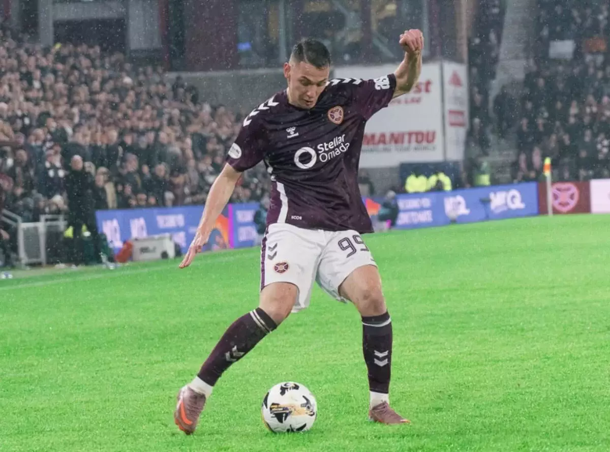 Ислам Чесноковтың Айброкстағы сәтсіздігі – Статистикалық порталдар Қазақстандық ойыншыға төмен баға берді