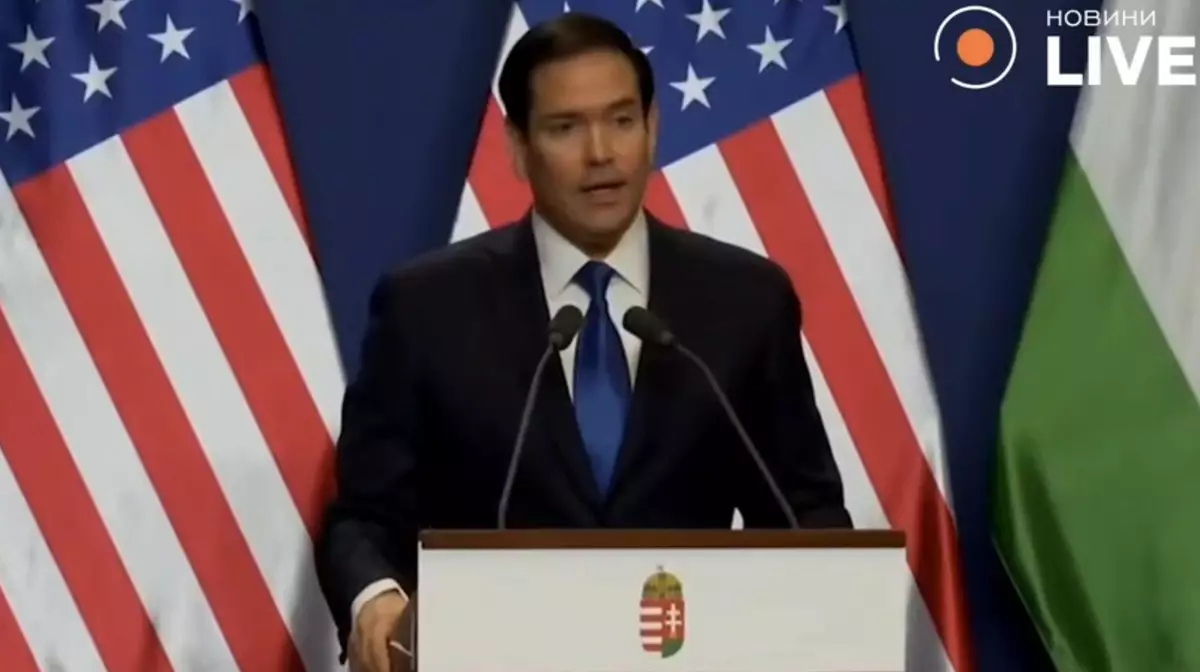 Рубио: США не заставляют Киев и Москву заключать мирное соглашение