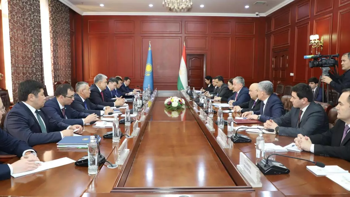 Қазақстан мен Тәжікстан стратегиялық әріптестікті тереңдетуге уағдаласты