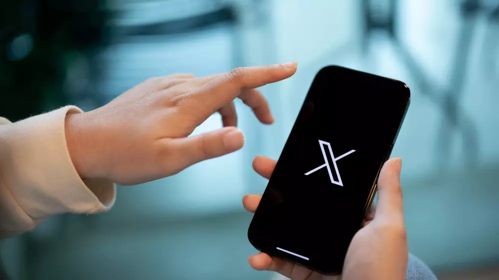 Платформа Х “упала“ второй раз за сутки