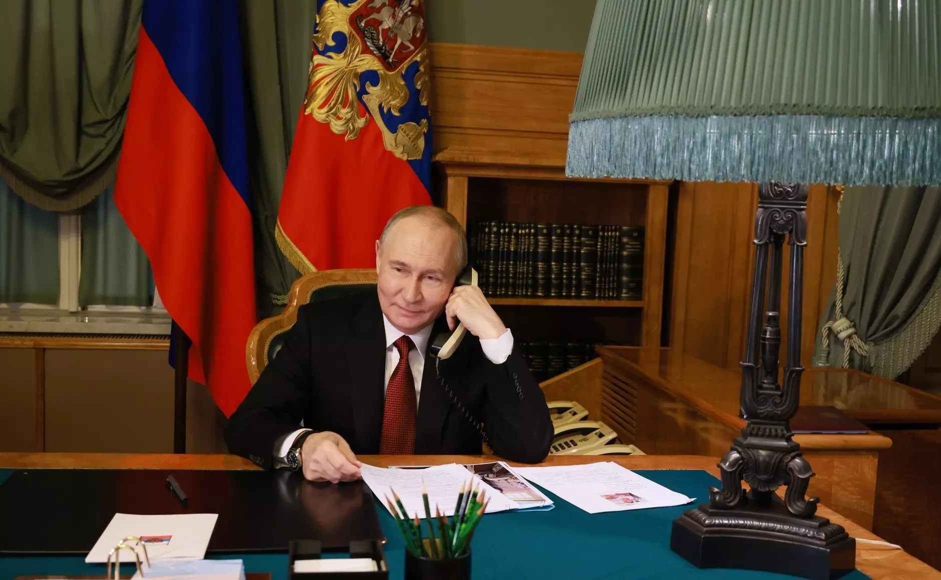 Президент Казахстана пригласил Путина в Астану.