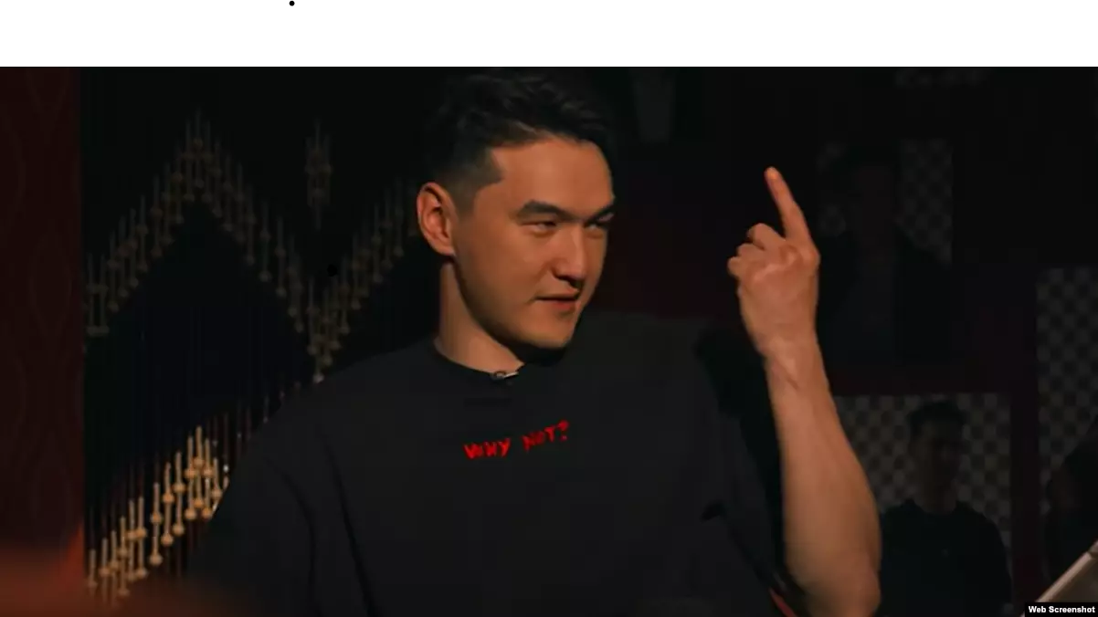 Силовики Казахстана проверяют комика Нурлана Сабурова по делу о наемничестве.