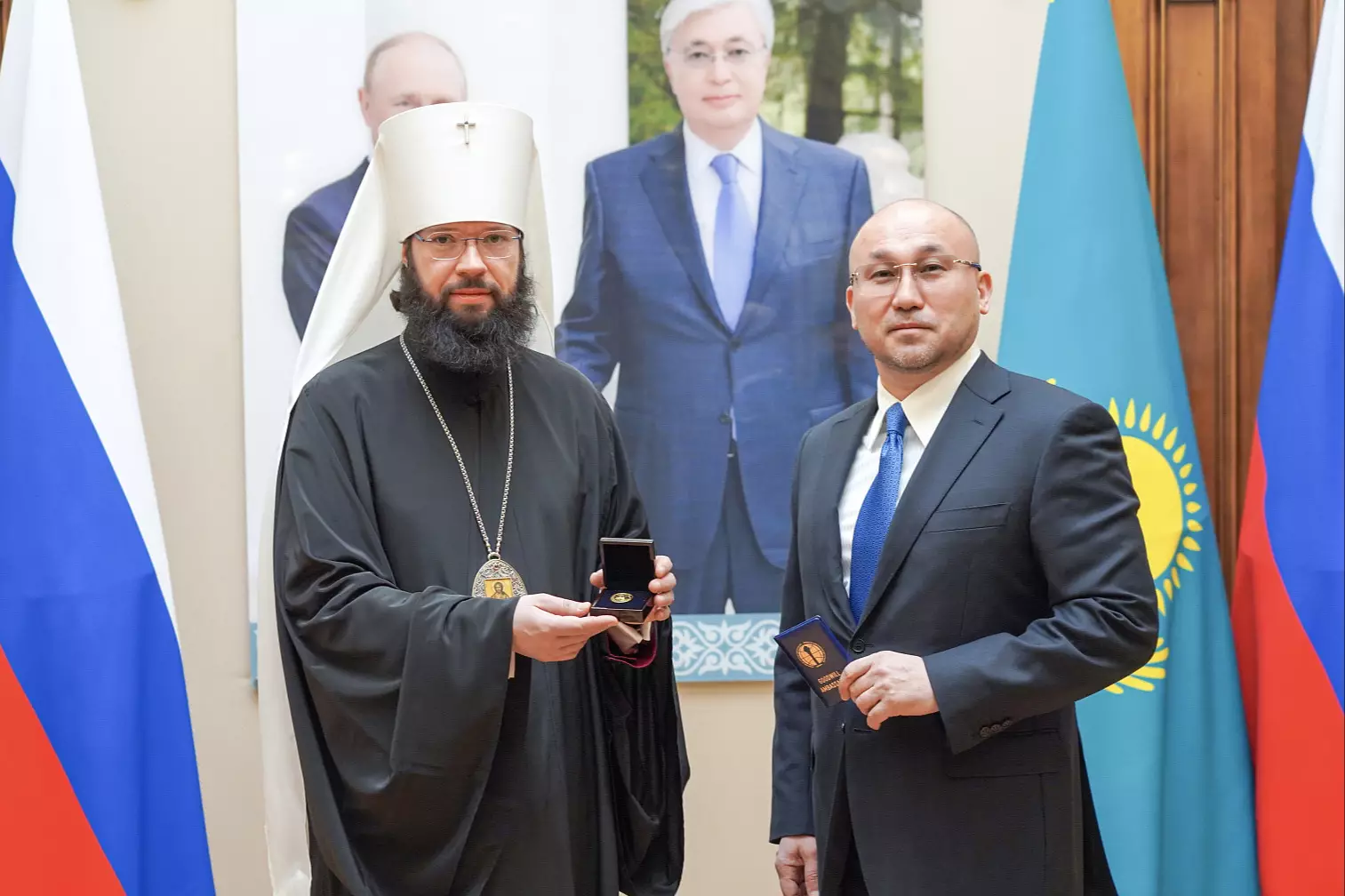 Состоялась встреча председателя ОВЦС с послом Казахстана в России.