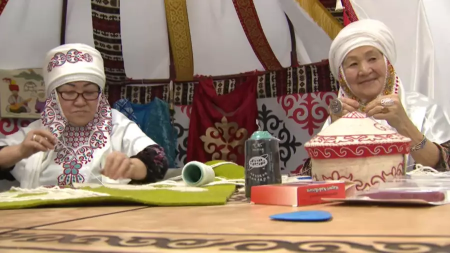 Ең ұзын сырмақ: Алматылық әжелер Гиннесс рекордын орнатуға ниетті