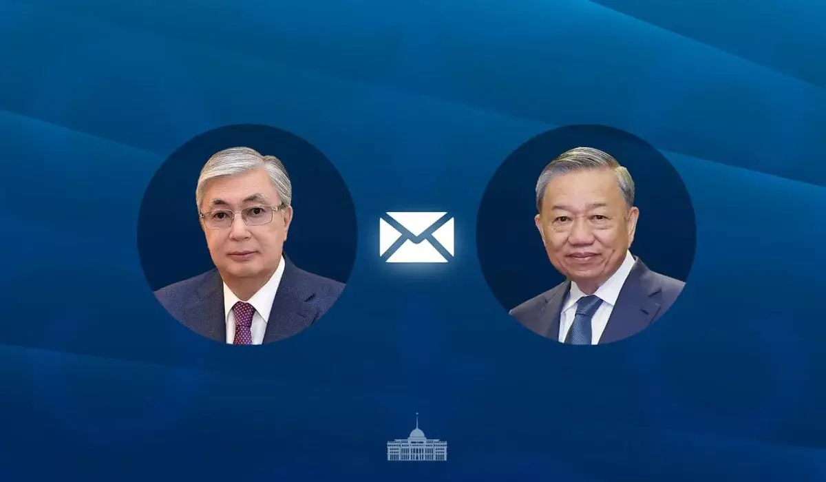 Токаев поздравил генсека Компартии Вьетнама с праздником Тет