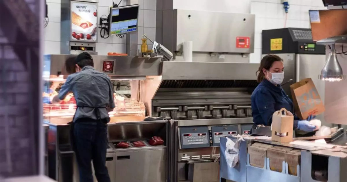  Скандал в Burger King: отстранен руководитель 