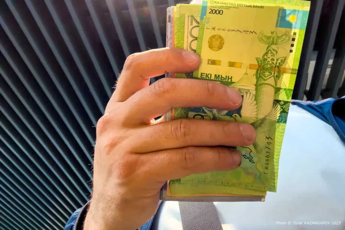 Назван размер выплат ветеранам в Казахстане