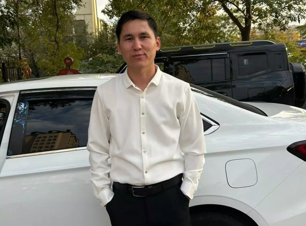 «Надели пакет и отключили камеры»: талгарскую полицию обвиняют в доведении парня до суицида