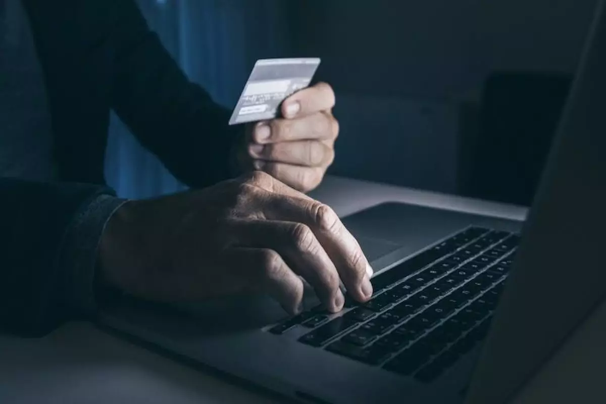 Казахстанцев предупредили о новом мошенничестве с картами