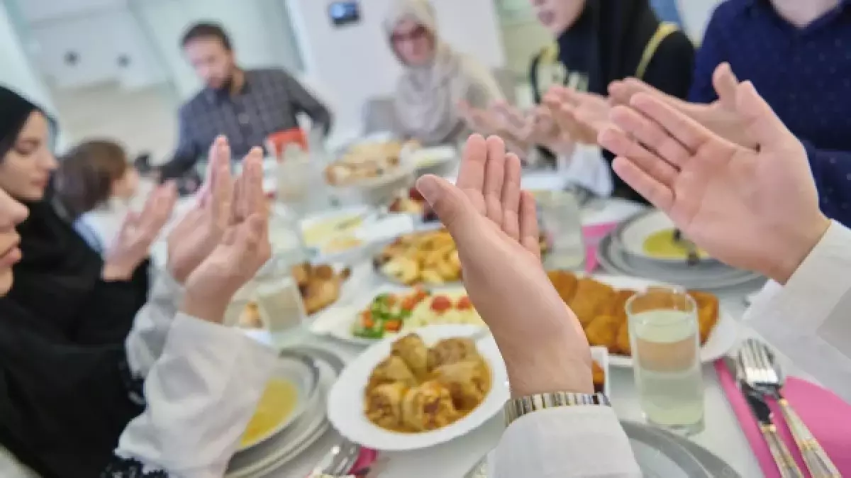 Священный месяц Рамадан в 2026 году: точные даты, советы врачей и главные молитвы