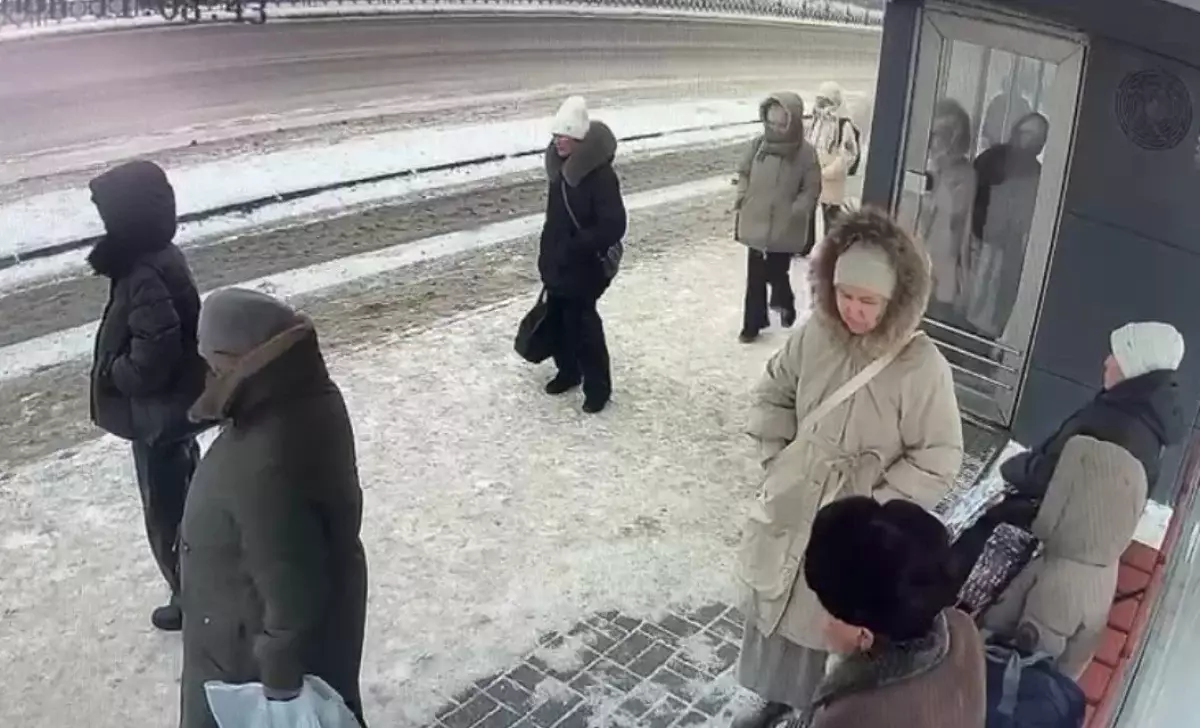 Хулиганам здесь не место: за остановками Астаны теперь следят онлайн