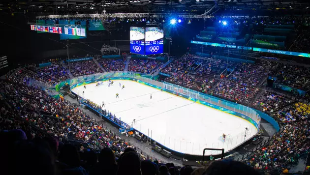 Хоккеиста отстранили до конца Олимпиады-2026 за драку (Видео)