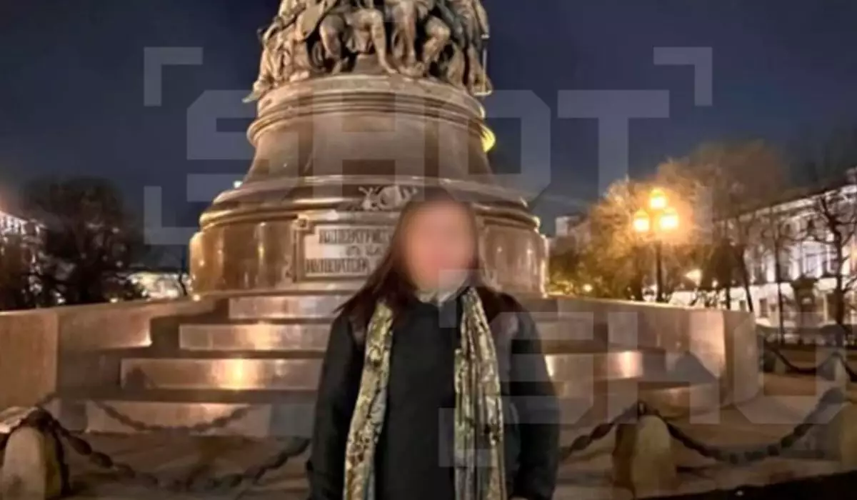 Ғашықтар күні клиент ағымы көбейіп, массаж жасайтын әйел шамадан тыс шаршаудан көз жұмды