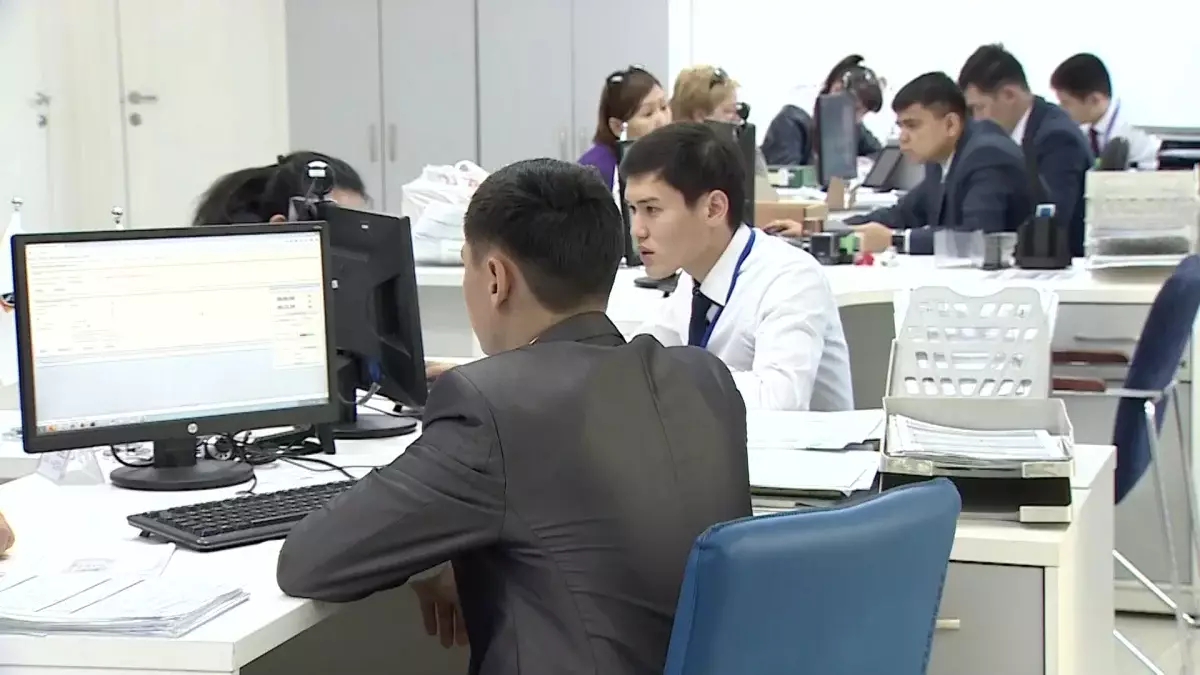 Қандай салық түрлері қысқарды: мамандар түсіндірді