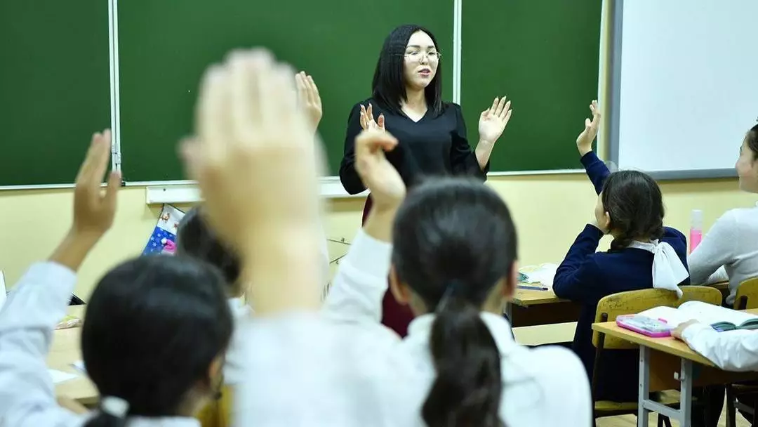 Мұғалімдер ресми түрде әлеуметтік желіден босатылады