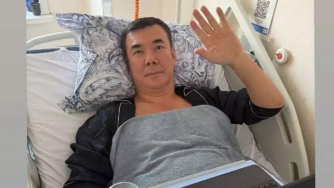 “Өмір бір рет беріледі…”: Ауруханаға түсіп қалған Нұрлан Қоянбаев желіде жазба жариялады