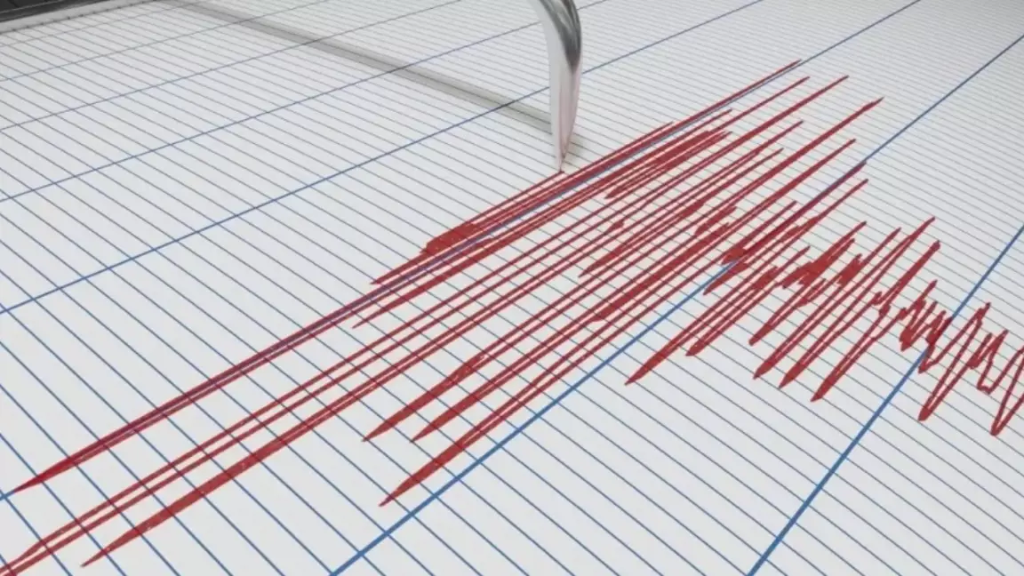 Алматылықтар жер сілкінісін сезді: ТЖД не дейді?