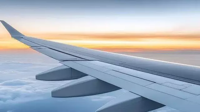 «Перенесли как вещь»: пассажирка пожаловалась на рейс Астана-Алматы