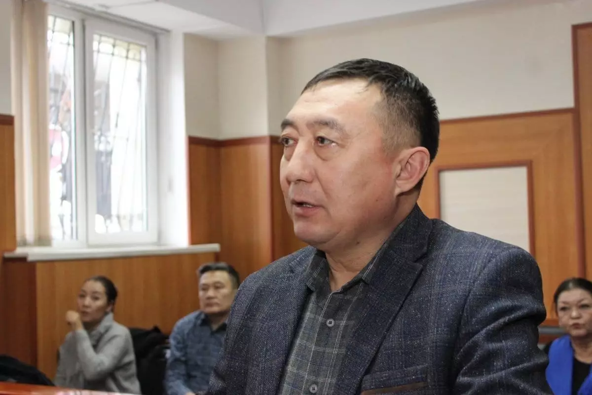 «Мемлекет моральға араласпауы қажет»: Заңгерлер жаңа заңдағы 23-бап жайлы не дейді?