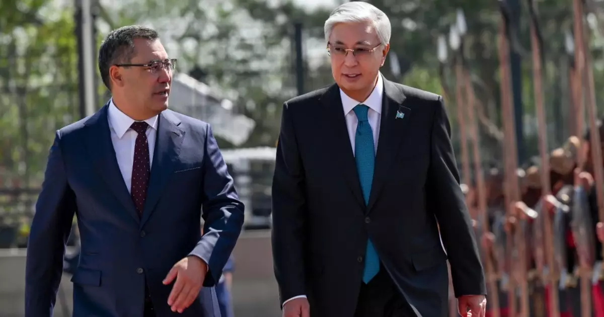  Тоқаев пен Қырғызстан президенті не туралы сөйлесті? 