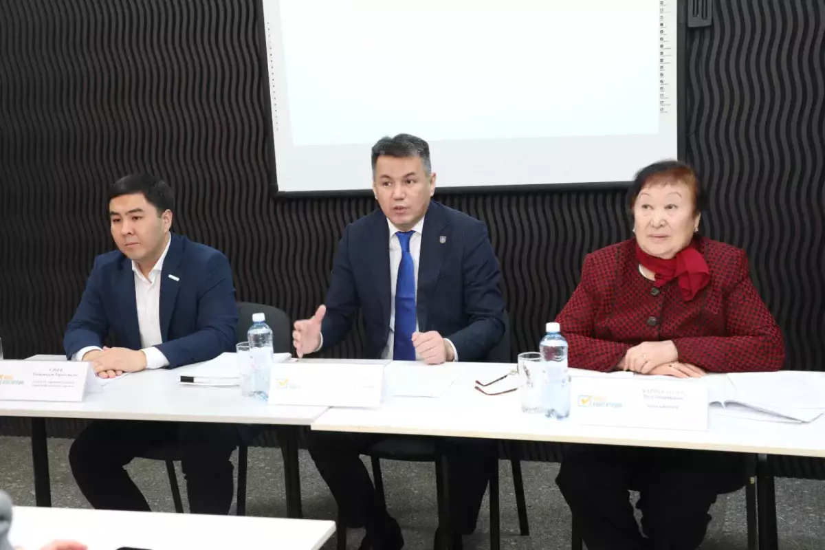 Алматылық ірі компания қызметкерлері Конституциялық реформаны қолдады