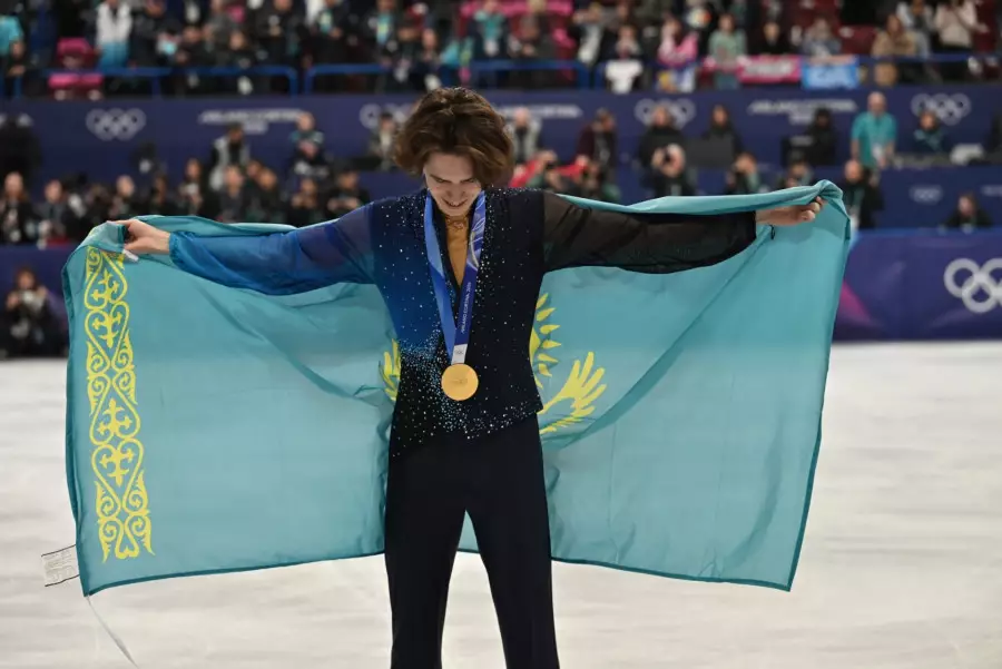 “Ешкімнің жетегінде кетпе!“ Бақыт Сәрсекбаев Михаил Шайдоровқа үн қатты