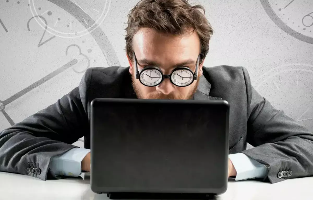 Минимум для мозга: сколько реально нужно сидеть в соцсетях - новости на Lada.kz 17.02.2026