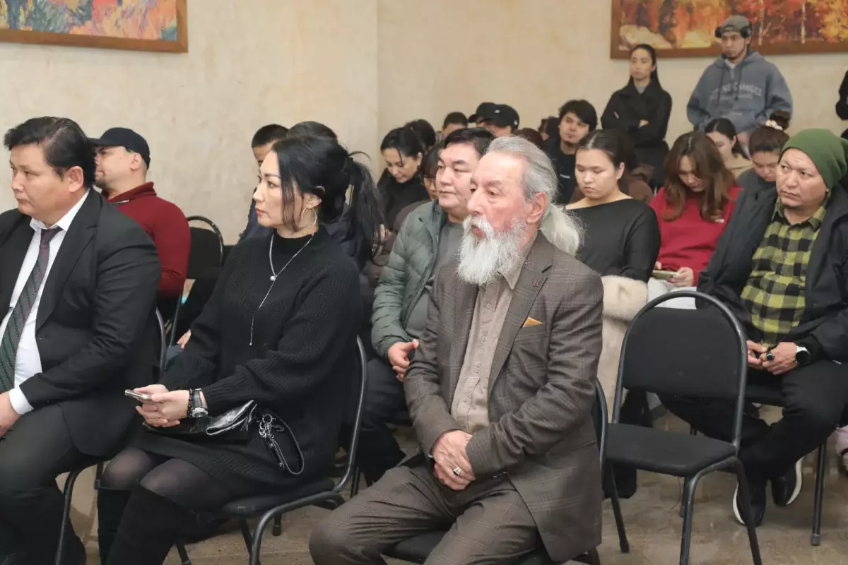 Алматының өнер ұжымы конституциялық реформаны қолдайтынын білдірді