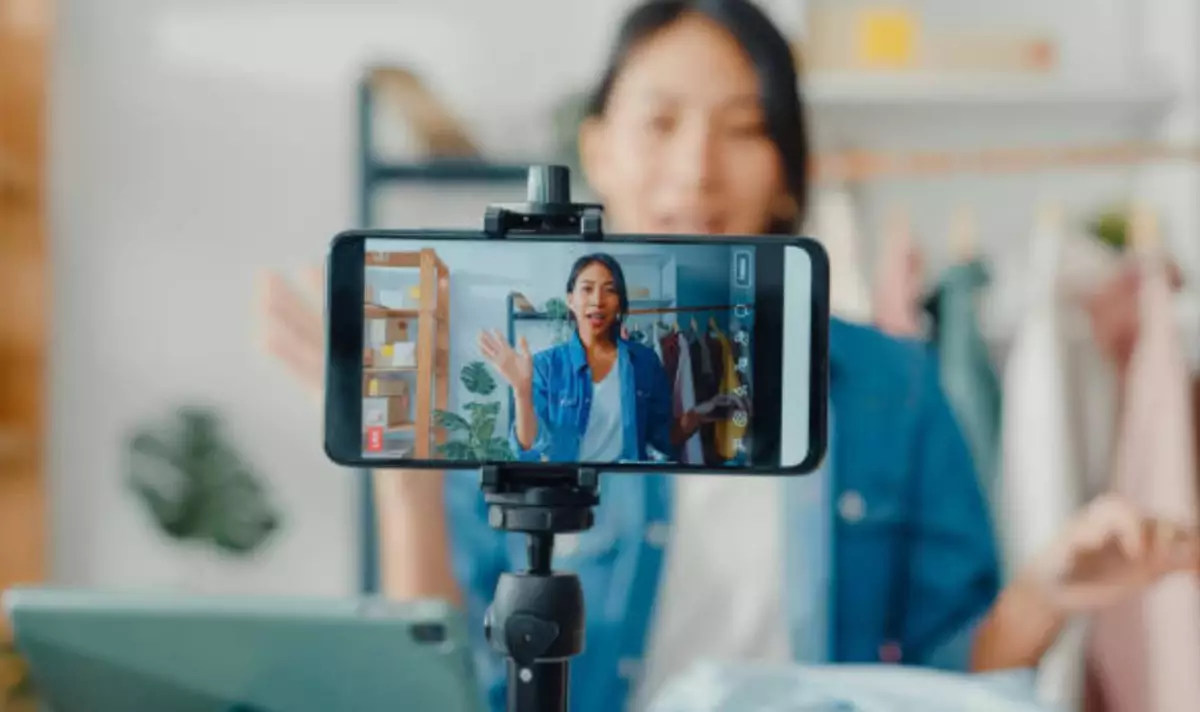 Қазақстанда онлайн курс өткізетін блогерлер дипломдарын көрсетуге міндеттелмек