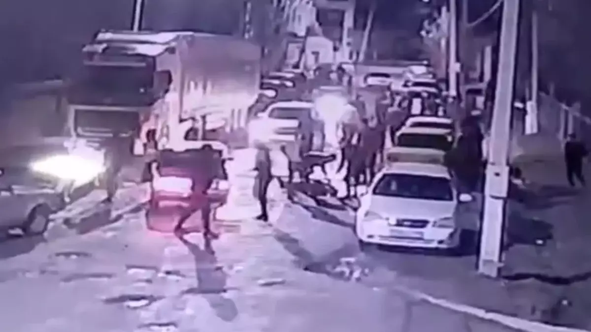 Төбелеске айналаған көкпар: Түркістан облысында 20 жастағы жігітты ауыр соққыға жыққан