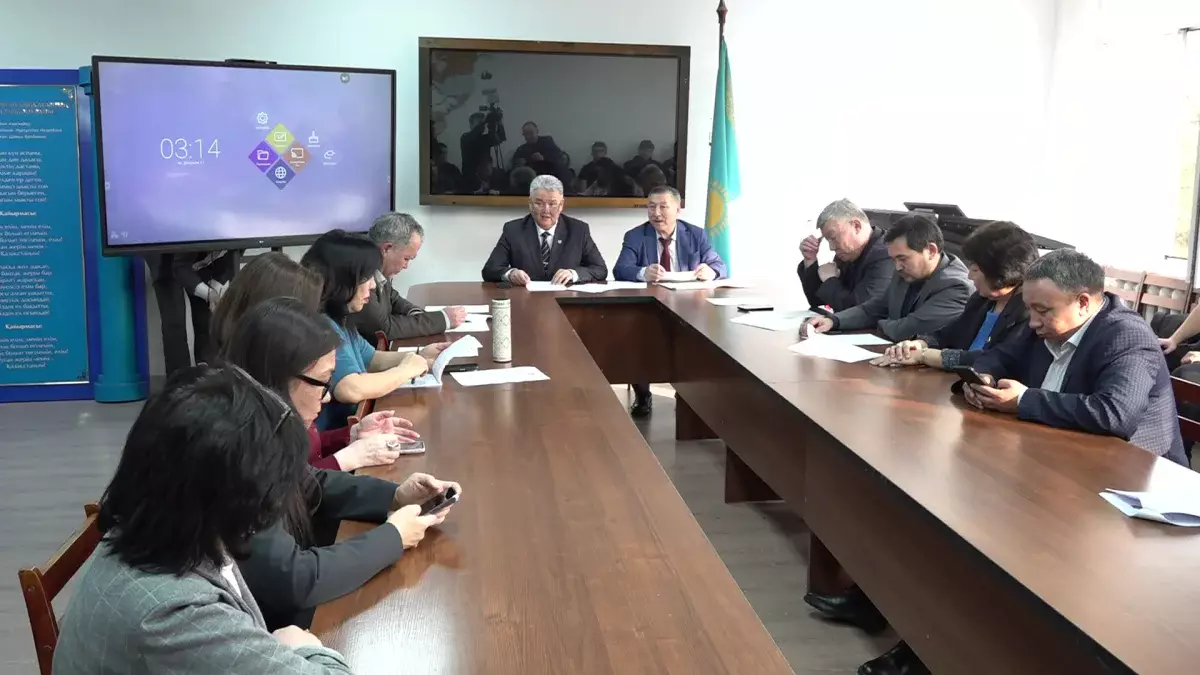 Конституциялық реформа - Ұлы Дала мемлекеттілігінің жаңа белесі: Алматыда дөңгелек үстел өтті