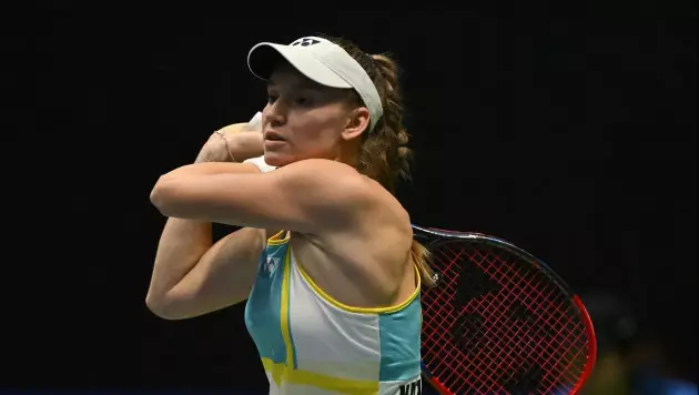 Елена Рыбакина оформила разгром на турнире за два миллиарда