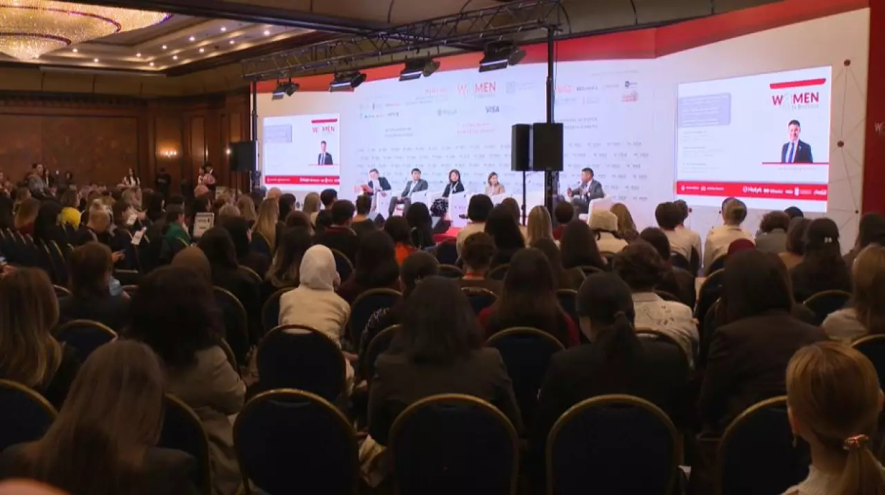 Halyk выделил ₸1 млрд на поддержку женщин