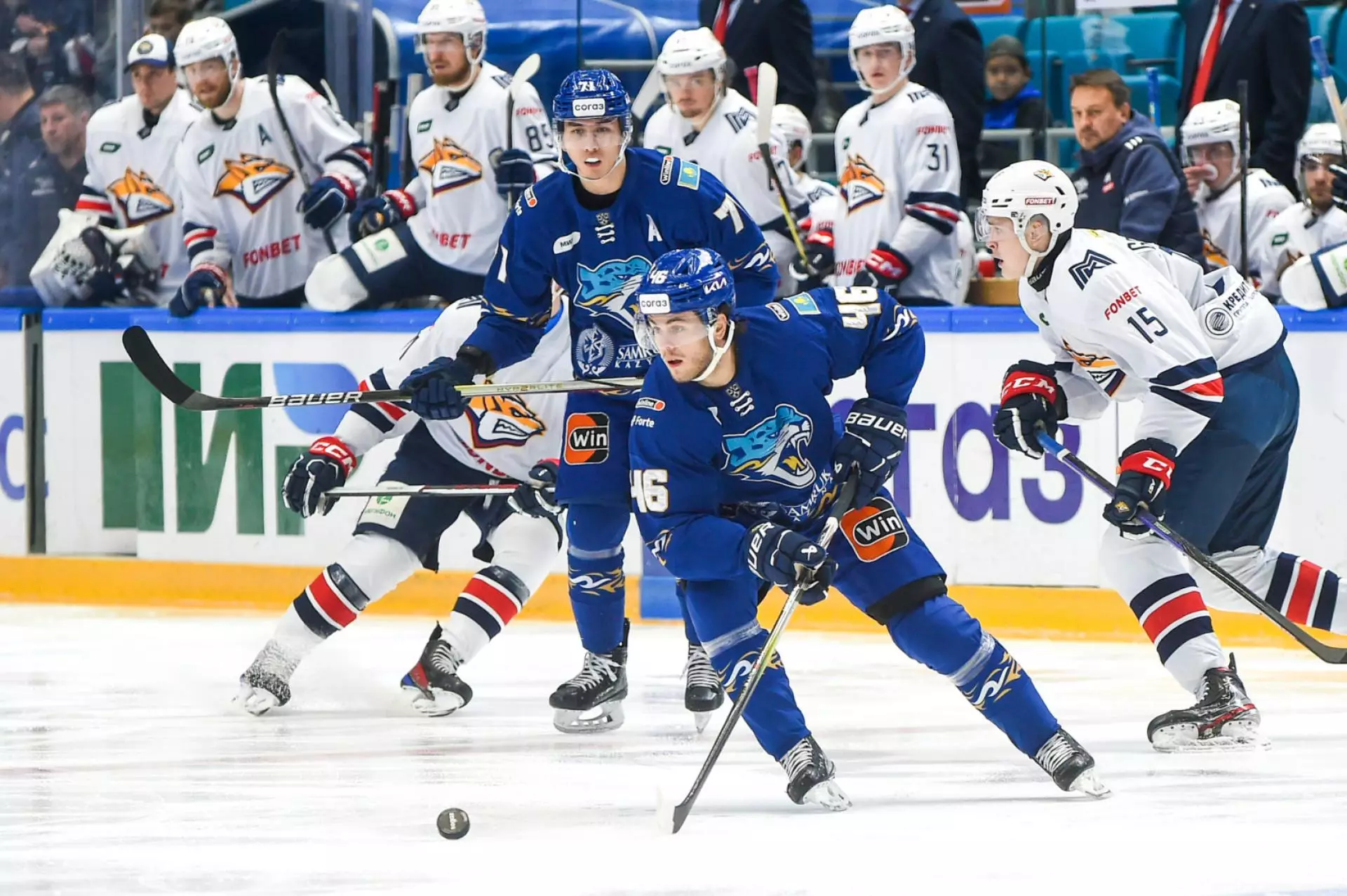 «Барыс» зарубился до овертайма с лидером КХЛ