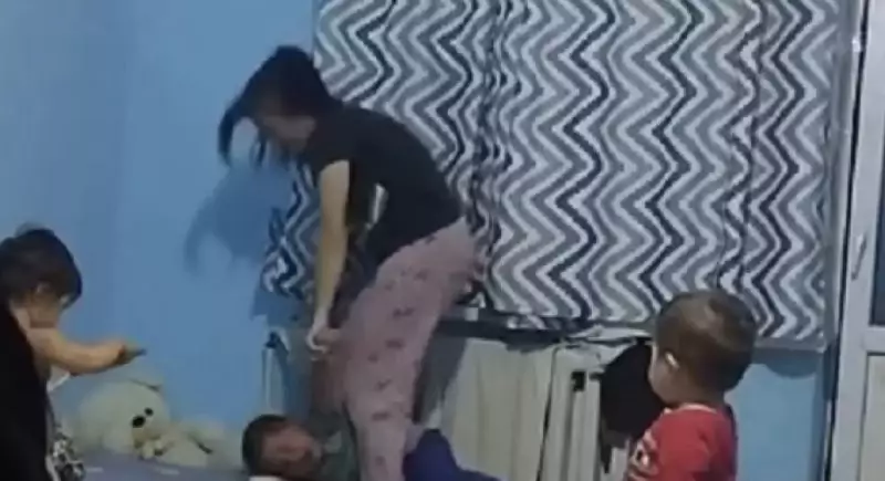 Мать, избившую сына в Жетысу, отправили на принудительное лечение