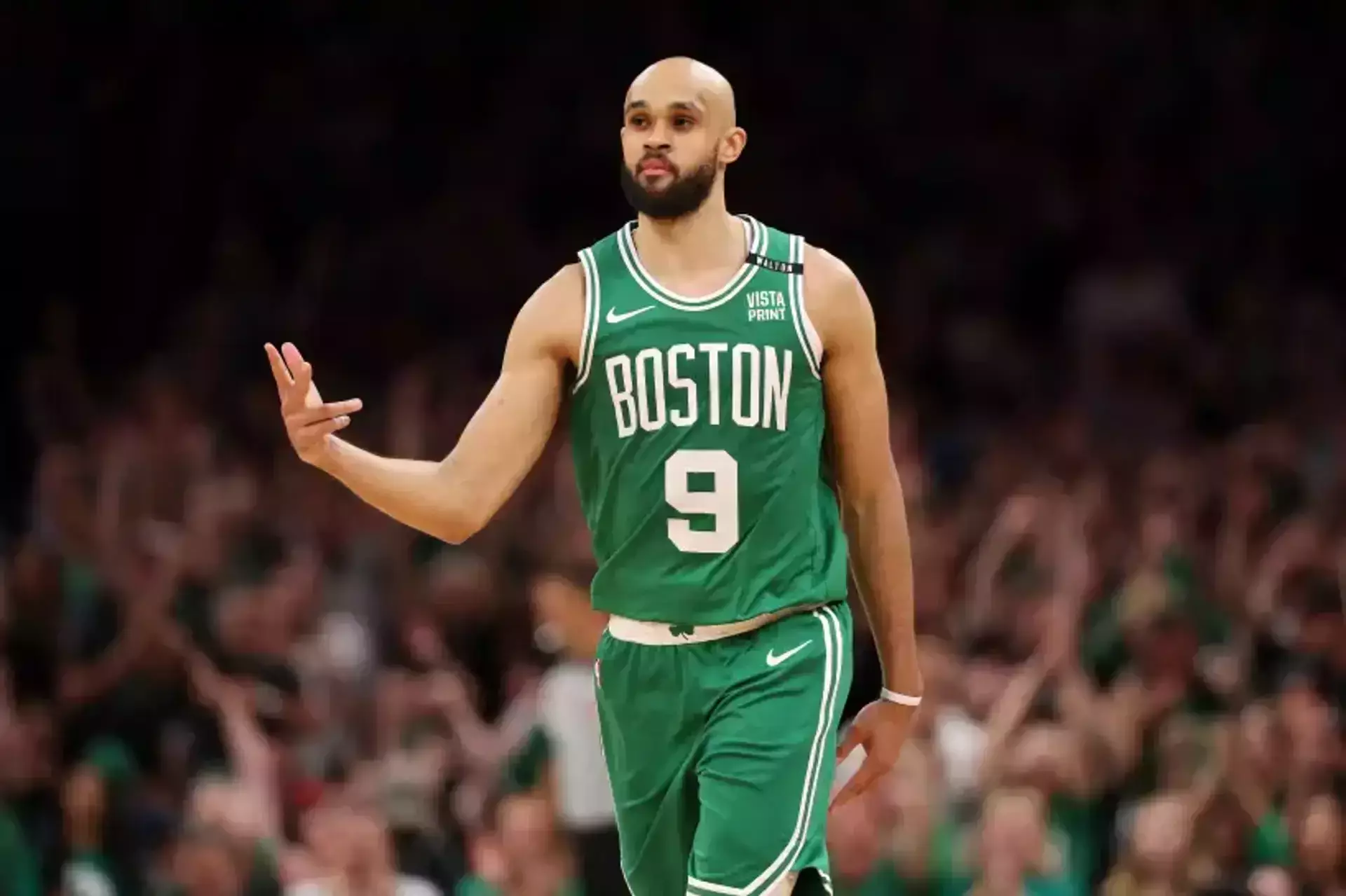 Чемпион НБА отказался уступать номер одноклубнику за пять миллионов долларов