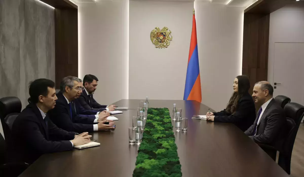 Диалог Баку и Еревана обсудили на встрече Армении и Казахстана высокого уровня.