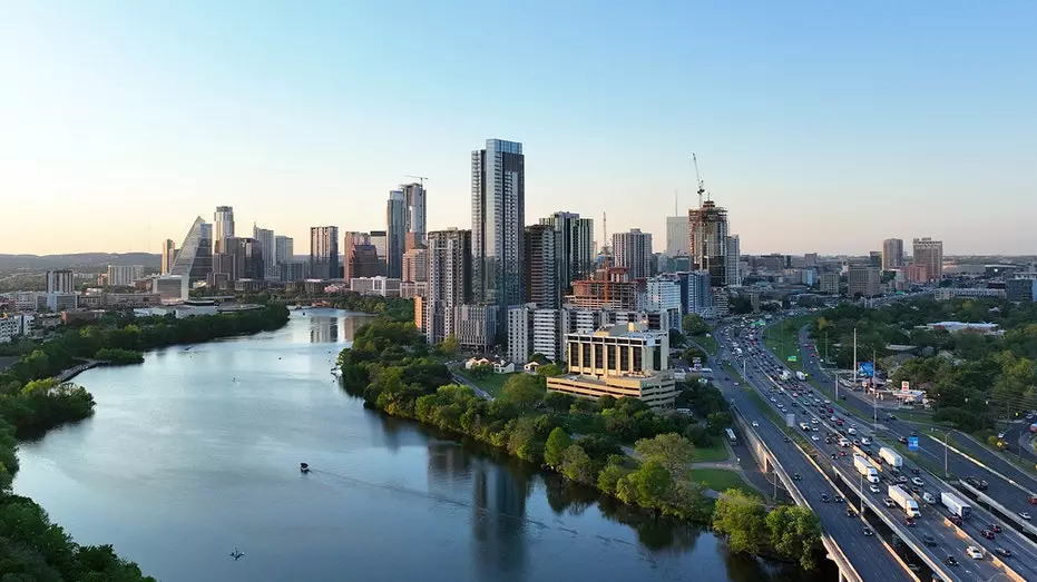 Рост числа домохозяйств в столице Техаса резко увеличился, значительно опережая общенациональный показатель.