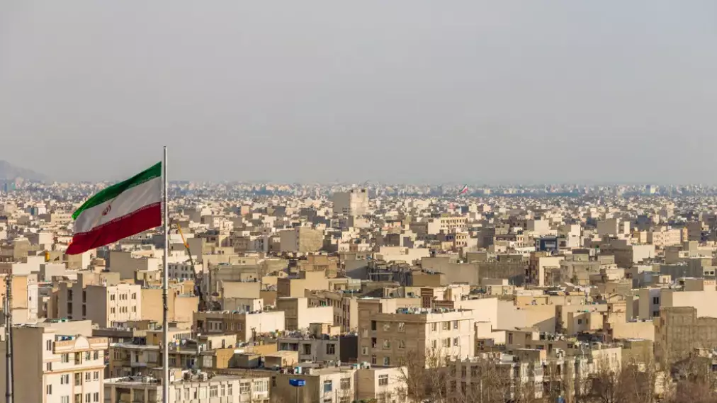 Перуде импичмент: парламент уақытша президентті қызметінен босатты